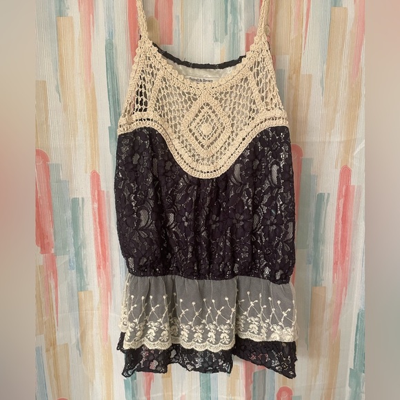 Quilted, Lace Top - Picture 1 of 4